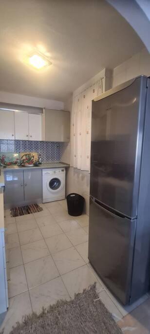 Bungalow Avec Piscine Torrevieja Eksteriør bilde