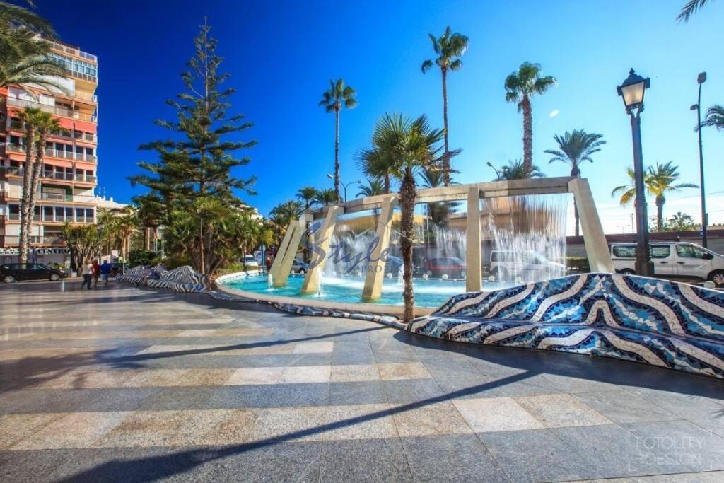 Bungalow Avec Piscine Torrevieja Eksteriør bilde